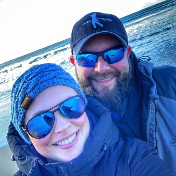 Meet your Posher, Cj - Picture 7 of 8